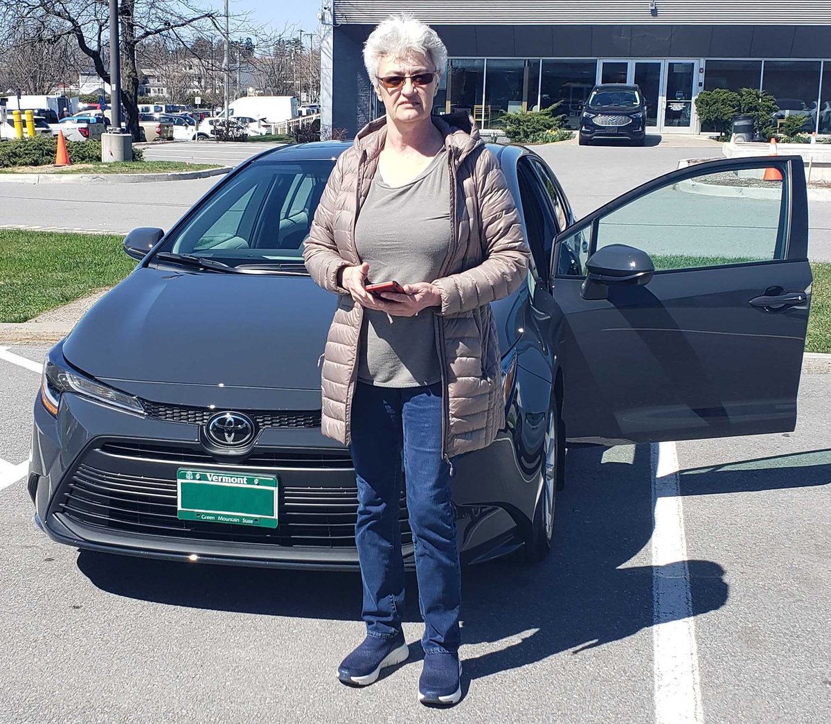 Happy #NewCarDay to Elvira! She renewed her lease and joined the @Toyota #CorollaClub with this new 2024, thanks to some help from Frankie Candido - Congrats!

Learn more about Frankie & check out his reviews on @DealerRater: bit.ly/3GjW6h3

#Toyota #LetsGoPlaces #HTeam