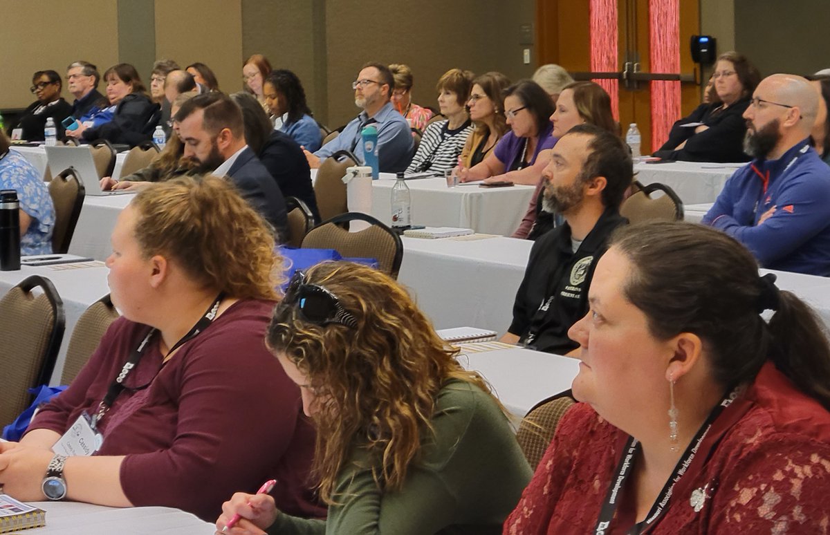 Wednesday was a fantastic day thanks to sessions like these! Yvonne Wright and Sarah Loizeaux presented on best practices; while Bria Arnel, Collen Malloy, and Jeff Kaplan spoke on the DHEWD and Coursera partnership. #mawd2024 #moworkforce #buildingbridgesbreakingbarriers