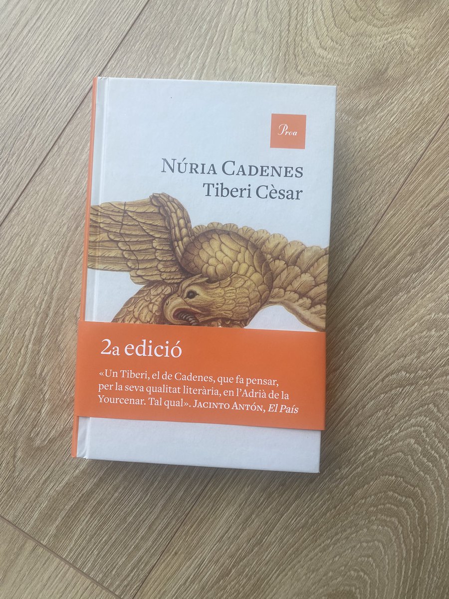 Amb moltes ganes de llegir “Tiberi Cèsar” de la <a href="/ncadenes/">núria cadenes</a> . La història fa molt bona pinta, i sabent com de bé escriu l’autora, segur que gaudiré molt d’aquesta lectura.