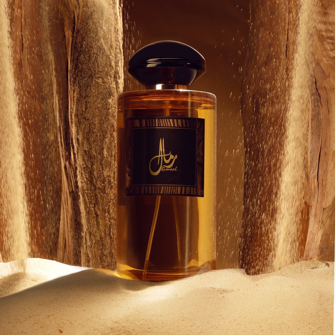 من هدوء الصحراء و جمال الرمال الذهبية، استوحينا عطر رمال.. عطر فخم و راقي بنفحات  من مسك الورد على عود

السعر: ٢٢ دينار بحريني، ٢٢ ريال عماني، ٢٢٠ ريال سعودي، ٢٢٠ درهم اماراتي، ٢٠٠ ريال قطري، ١٨ دينار كويتي

From the calm dessert and the beauty of golden sands, we were inspired
