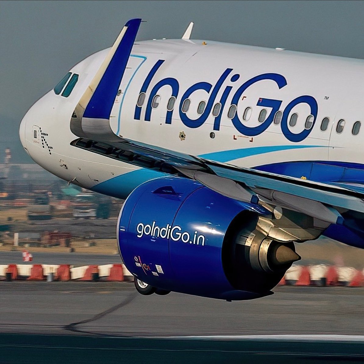 .@IndiGo6E now has confirmed orders for 980 @Airbus aircraft: 273 #A320neo; 677 #A321neo; and 30 #A350-900 (ordered today). Add to this the @airindia group order and you see why India is without doubt the best location for #Airbus to set up its next Final Assembly Line🤞 #AvGeek