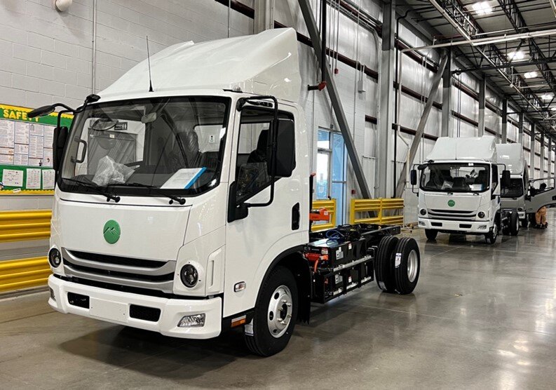 Mullen announces new CARB approval for 2025 #class3 #EV cab chassis truck. Company now in receipt of #CARB approval for both 2024 and 2025 #MullenTHREE model years.

Learn more: hubs.ly/Q02v1lWw0

$muln #mullencommercial #mullenusa #mullenautomotive #mullenev #electrictruck