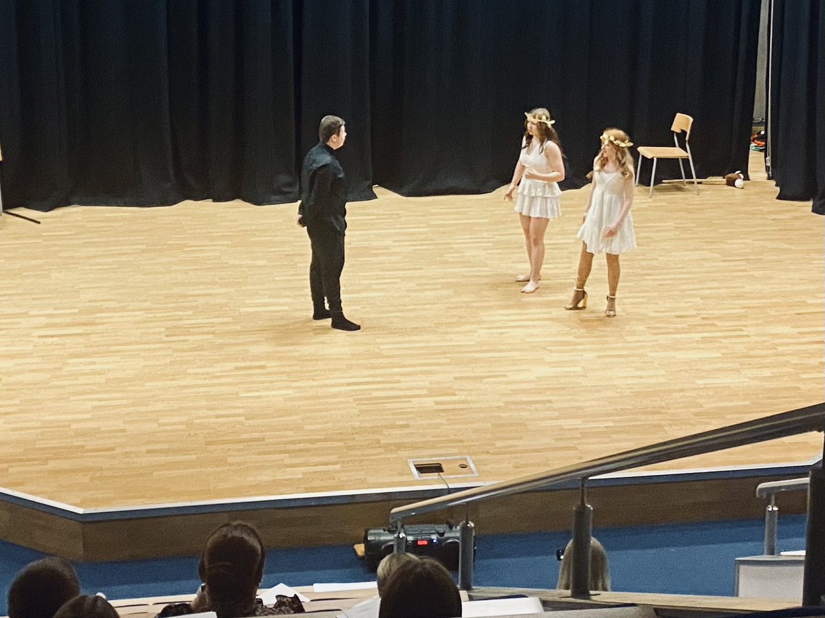 Thoroughly enjoyed watching our Sixth Form drama and dance performances this morning @HavelockAcademy @HA_Sixthform @HavelockPerform 
A bit of Greek mythology always makes a morning positive and the dancers were mesmerising #TeamHavelock