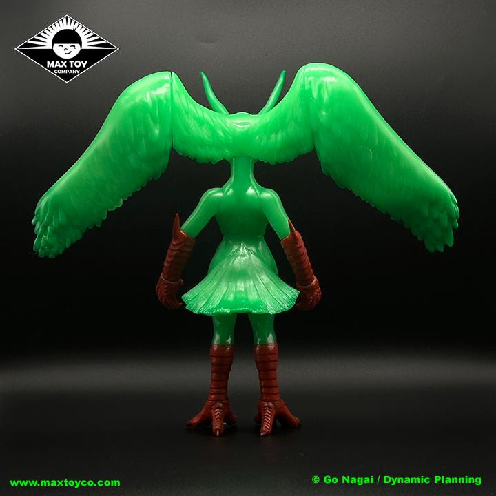 #TOYSREVILTOYNEWS: #SoldOut on maxtoyco.com is the 2nd colorway edition of the aporox 8.5 inches tall SIRENE (from #Devilman), with this GID #vinyltoy licensed from #GoNagai / #DynamicPro X @maxtoyco ... More (+)

#vinyltoy
#toynews
#toysblog