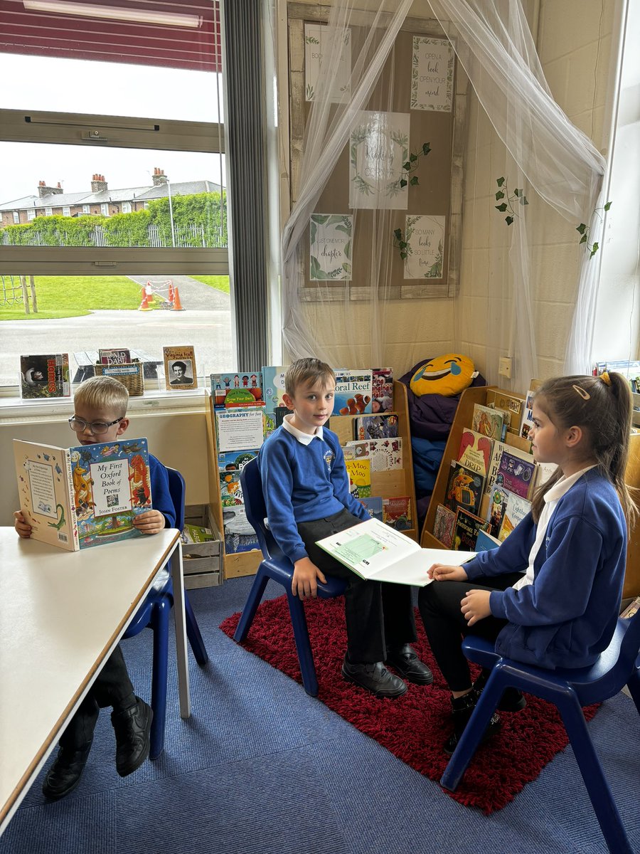 Class 2H tweet media