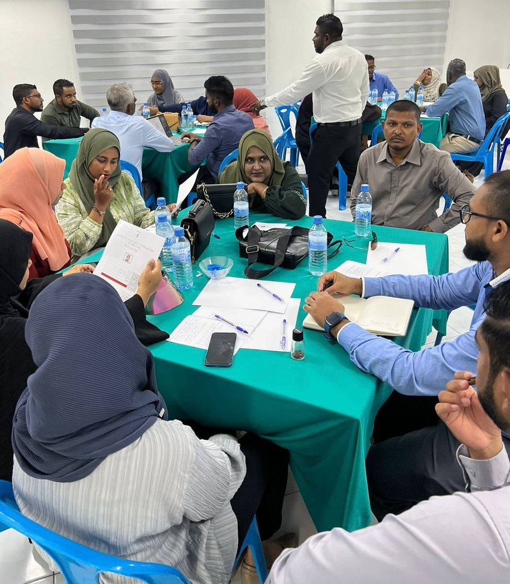 We are in FVM City this week! 📍 UNICEF & @PoliceMv convened partners of the child protection sector for a workshop on juvenile crime prevention & strengthening early intervention & support to vulnerable children & families who are at risk. #Rakkaatheri #KudhinnaaGaathun