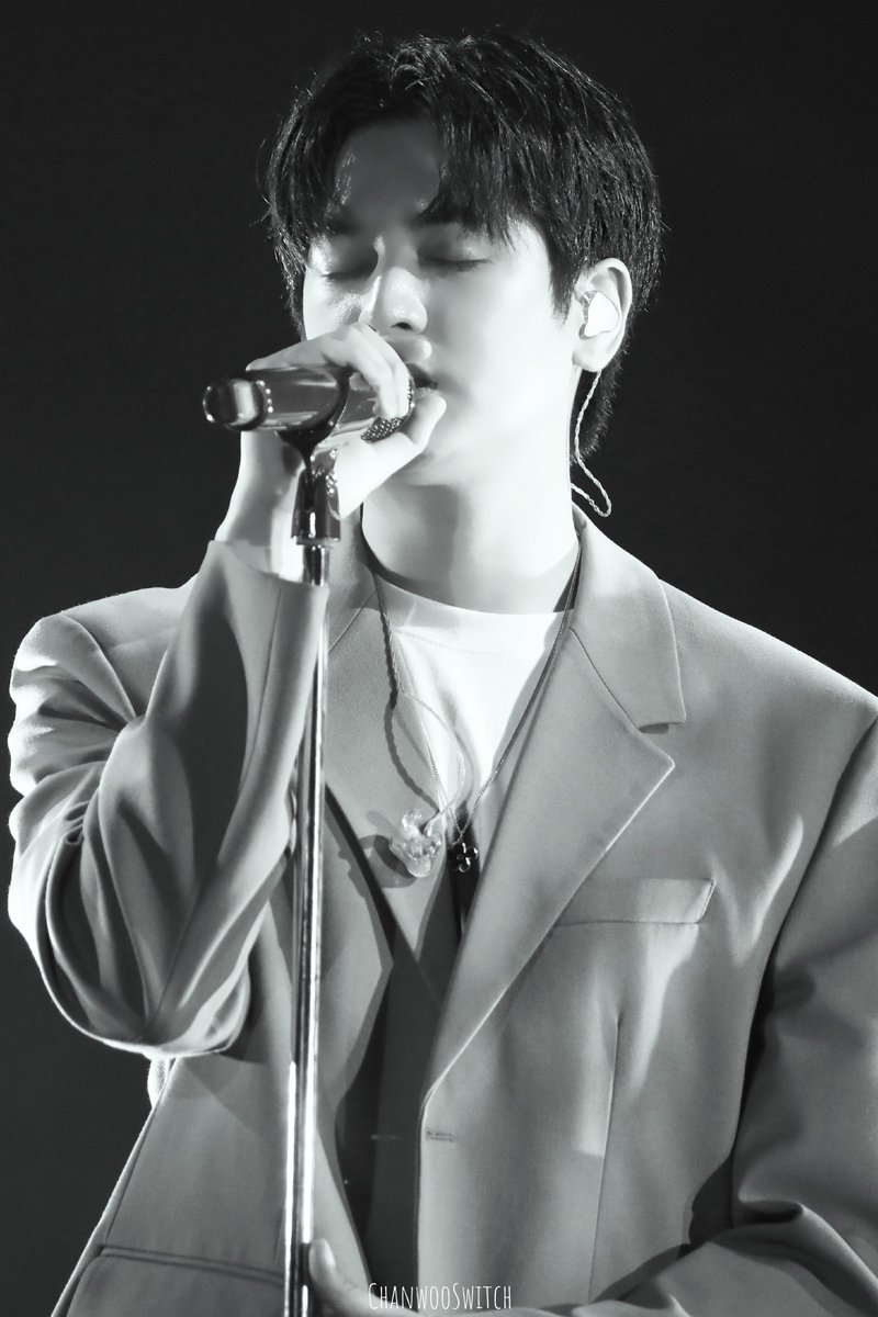 ChanwooSwitch's tweet photo. 정찬우 1ST SINGLE [YOU]

#CHAN #정찬우
#iKON #아이콘
#1ST_SINGLE
#YOU
#CHAN_ONLY_YOU
@iKON_chan_w000 https://t.co/gYxPyJfeSD