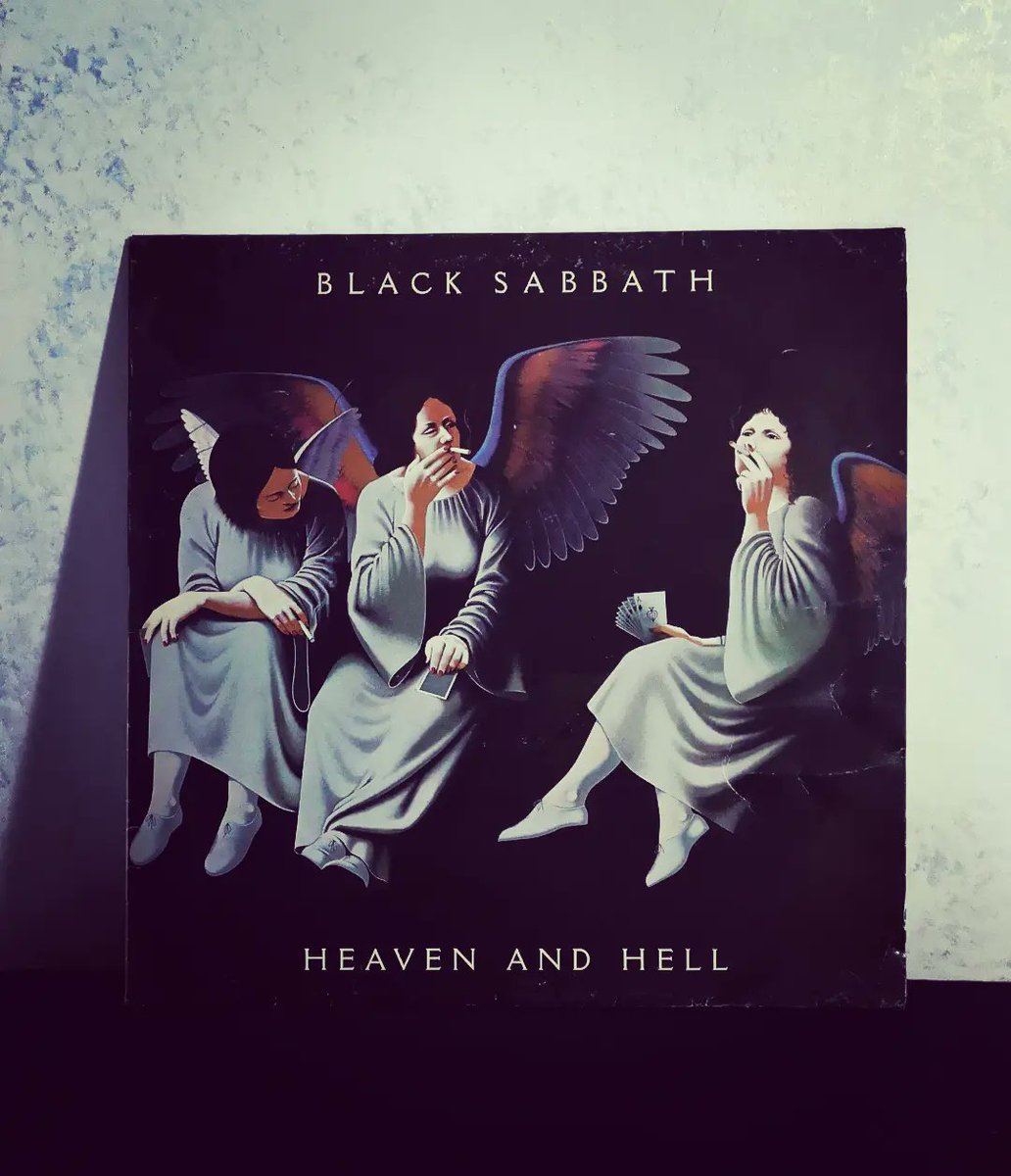 25.04.1980 - Heaven and hell 🔥
#heavenandhell #album #blacksabbath 🤘🏻🖤
#ronniejamesdio 🎙️
#tonyiommi 🎸
#geezerbutler 🎸
#billward 🥁
#geoffnicholls 🎹
#producer #martinbirch
#label #vertigorecords 🇬🇧 #warnerbrosrecords 🇺🇸
#genre #heavymetal