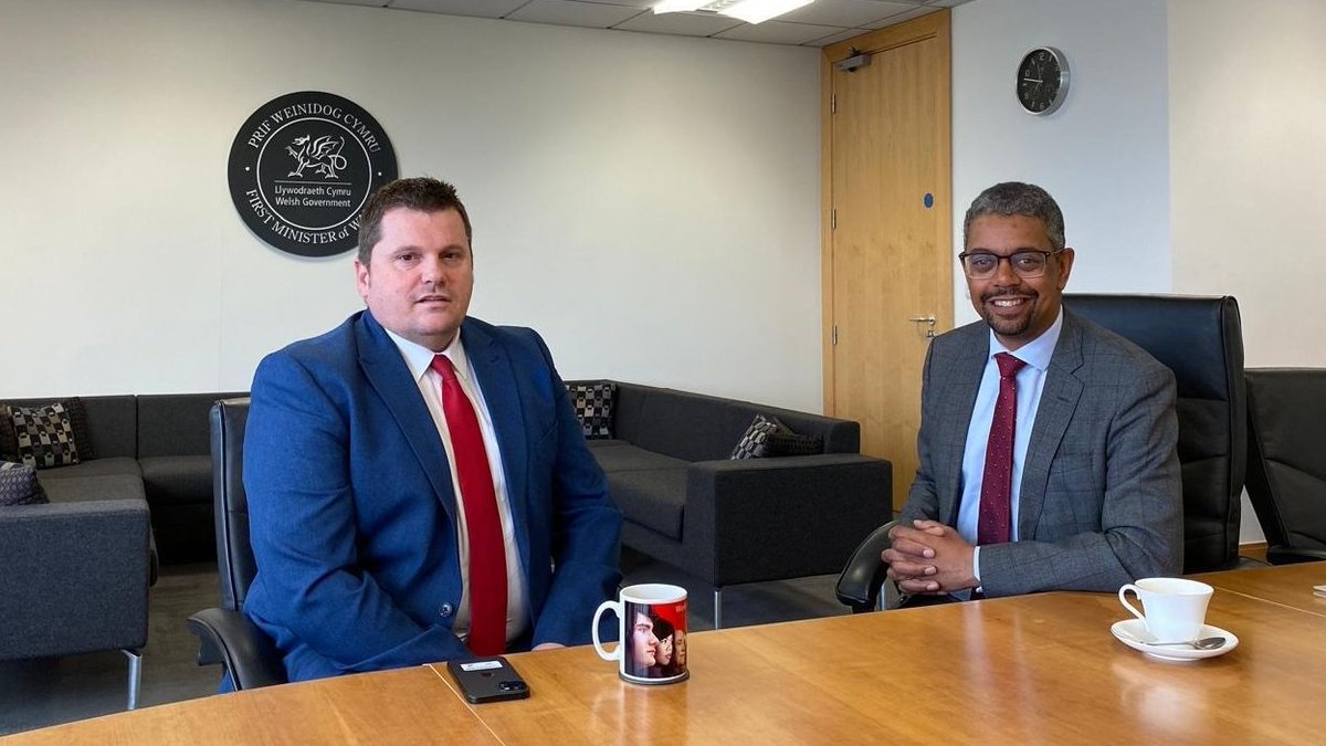 WLGA Leader @AndrewMorganRCT and @PrifWeinidog have met for the first time since he took office. A strong, constructive relationship between councils and @WelshGovernment will continue to be vital to progress shared priorities, and to deliver together for communities.