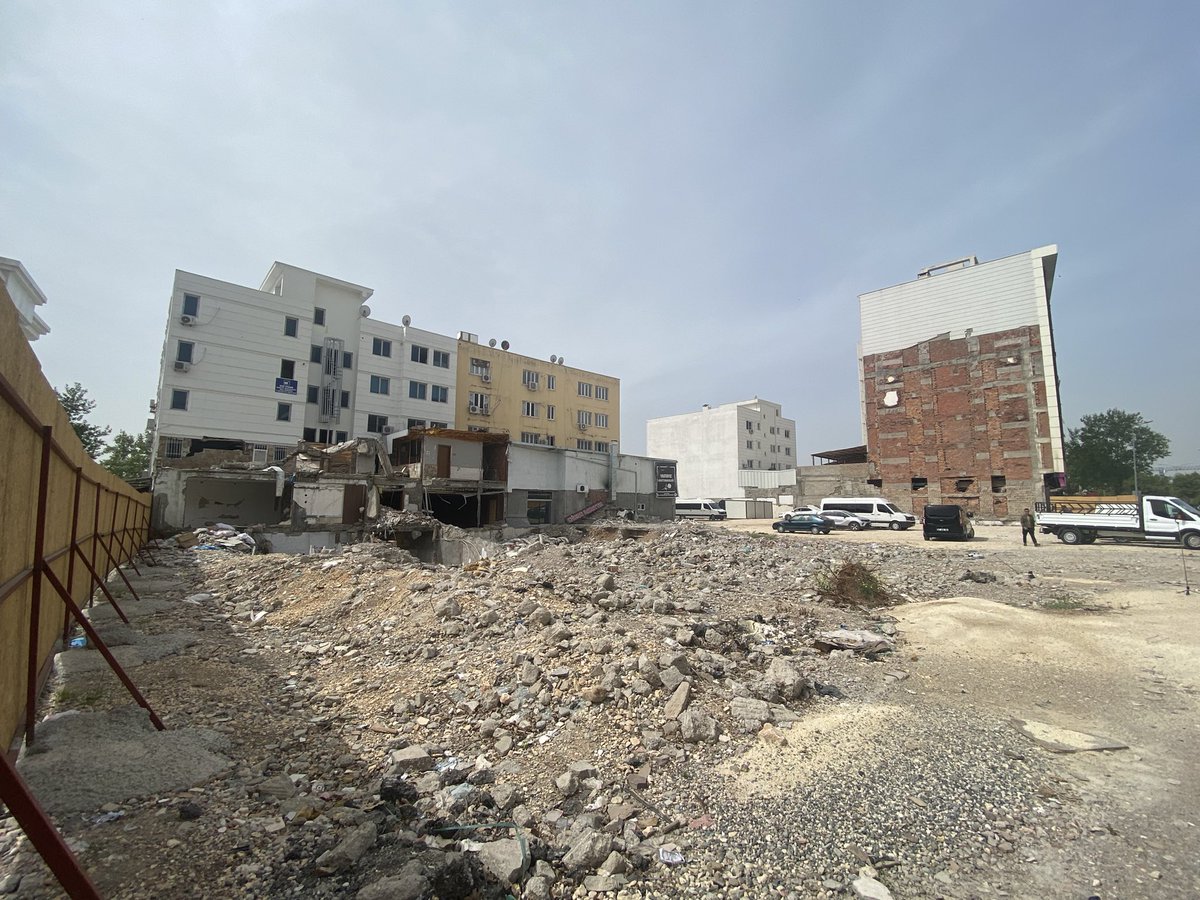 Lanet olası #İsias tan geriye kalan…
Adın battı
Çocuklarımızı da aldın 
#isiaslanetyer
ADALETİ BULMAYA GELDİK‼️
Acıyaman’a…
#isiasortakdavamız 
#isiasemsaldavaolacak
#isiasolasıkast