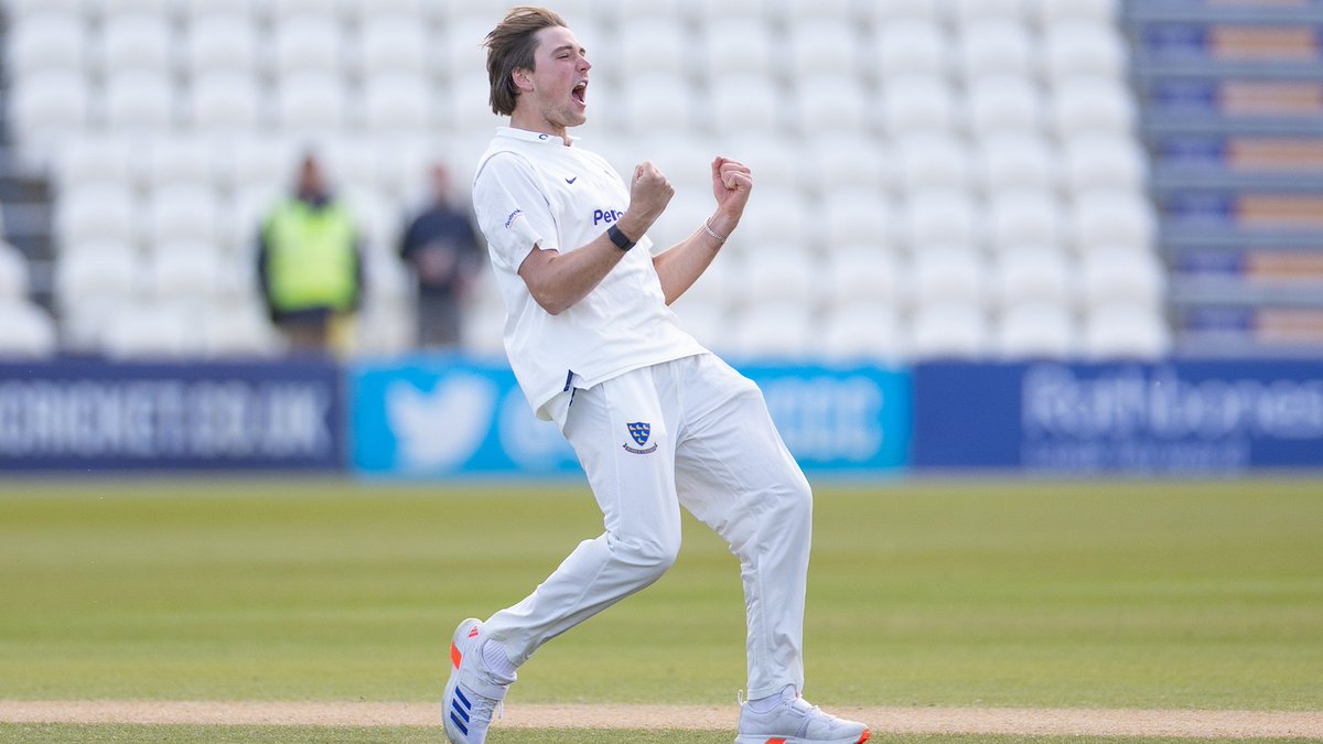 The passion of James Coles taking wickets. 😍
