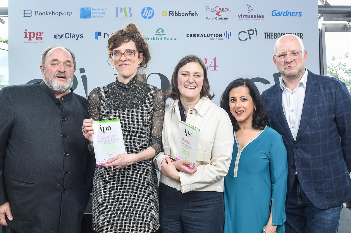 Today's top story: Last night, @ipghq revealed the winners of the Independent Publishing Awards, including @publishing_cat, @renardpress and @BloomsburyBooks bookbrunch.co.uk/page/article-d… (£)