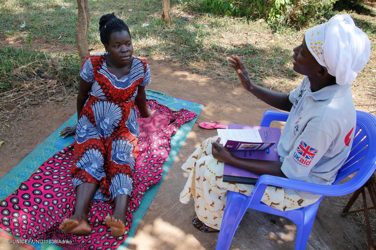 This World Malaria Day, we laud @UKinUganda for its funding which has enabled @UNICEF support @GovUganda to strengthen systems, including training key personnel, enabling better delivery of services to combat #Malaria in Uganda. #MalariaDay #WorldMalariaDay #InvestInUGchildren