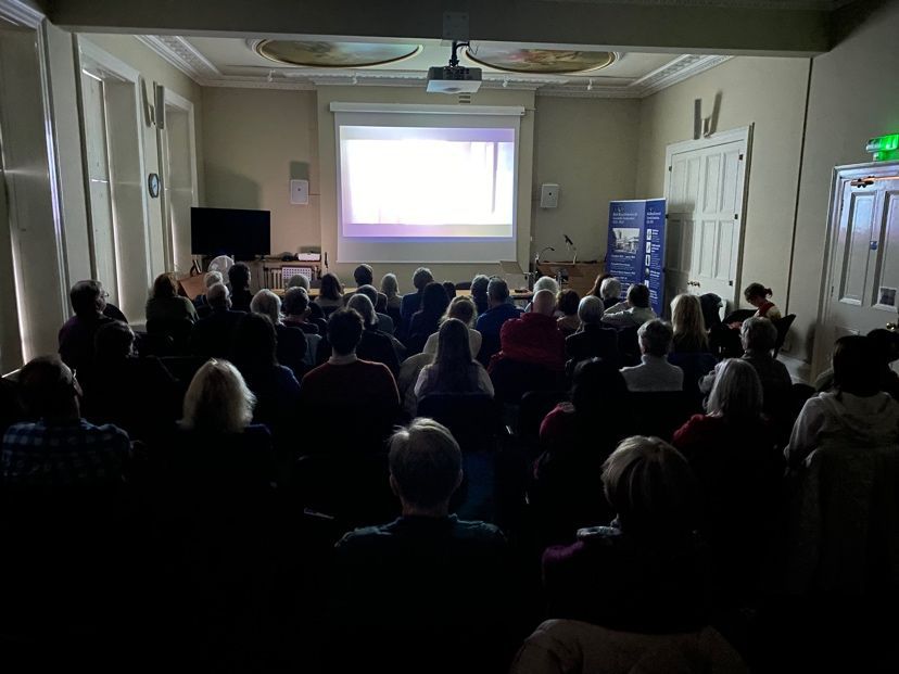 It was wonderful to see such a crowd for the Donne Di Mafia film festival at @BRLSI this week! The festival showed three films based on @PoLIS_Bath research into the role of Mafia women. 📸: @EnricoCecconi1