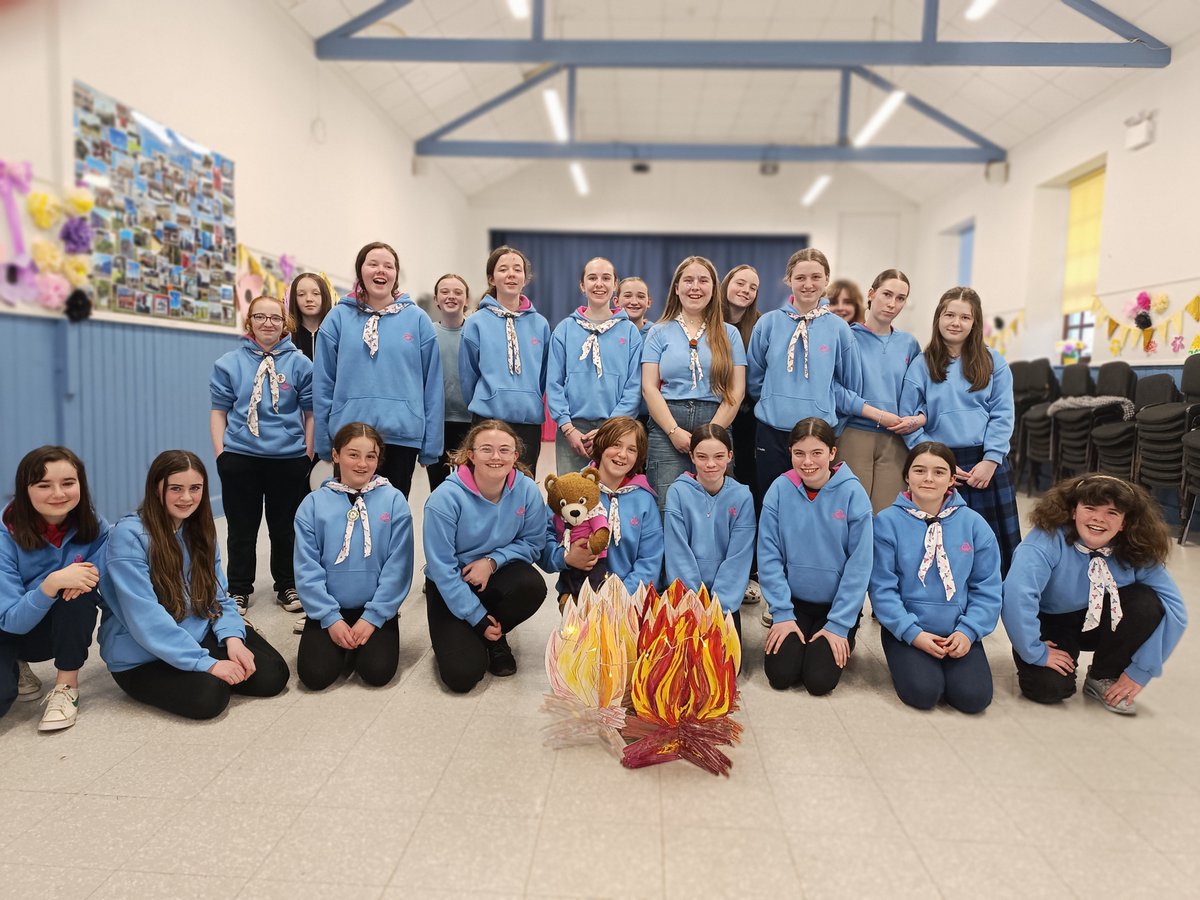 Bella Bear the Guide National mascot came to visit our Unit in Clogherhead 😊 She completed her campfire Leader Badge. The girls loved having her back and wished her well on her travels 🌍 #IrishGirlGuides #GivingGirlsConfidence #GirlGuides #GirlGuidesIreland