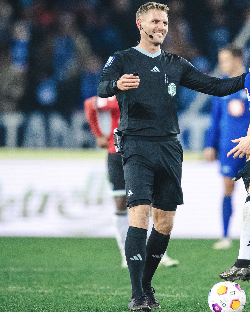 Das Schiedsrichtergespann für #BSCH96 steht fest:  

👮‍♂️ Timo Gerach 
🚩 Dominik Schaal &amp;amp; Patrick Kessel
4️⃣ Dr. Riem Hussein
📺 Michael Bacher &amp;amp; Markus Häcker  

#HaHoHe