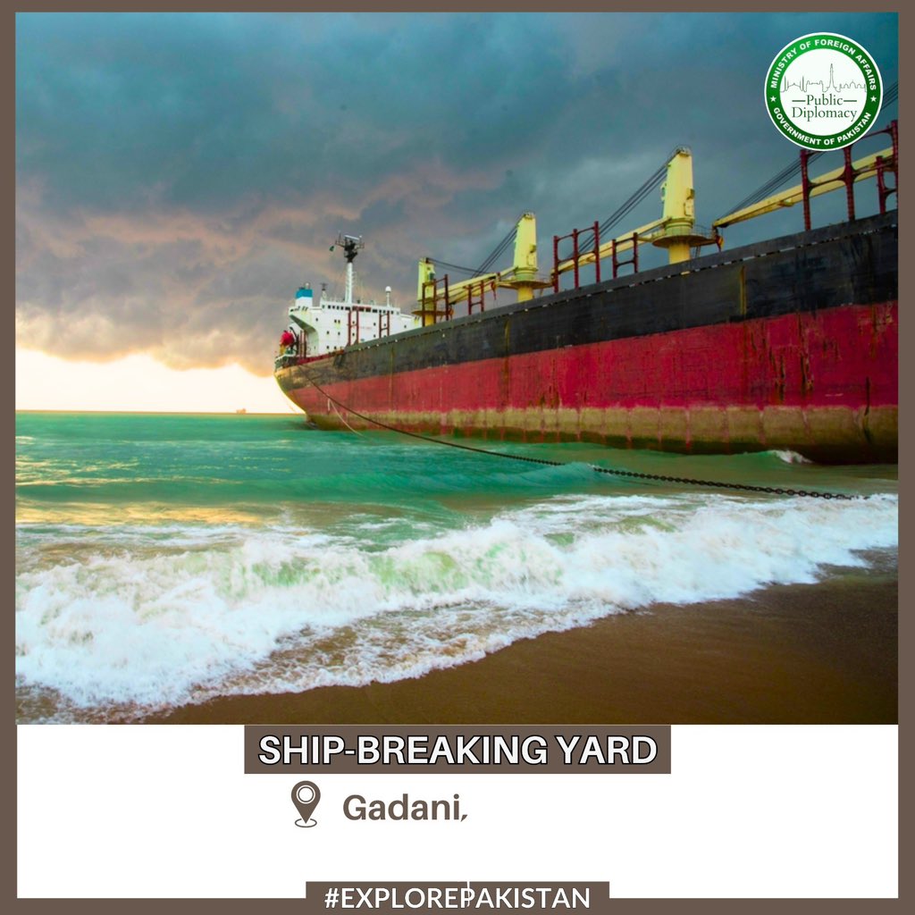 Gadani ship-breaking yard is one of the world's largest ship-breaking yards, located along the 10-km long Gadani beachfront. 📍Balochistan 🏷️It has an annual capacity of around 100-125 #ExplorePakistan 🇵🇰🇵🇰