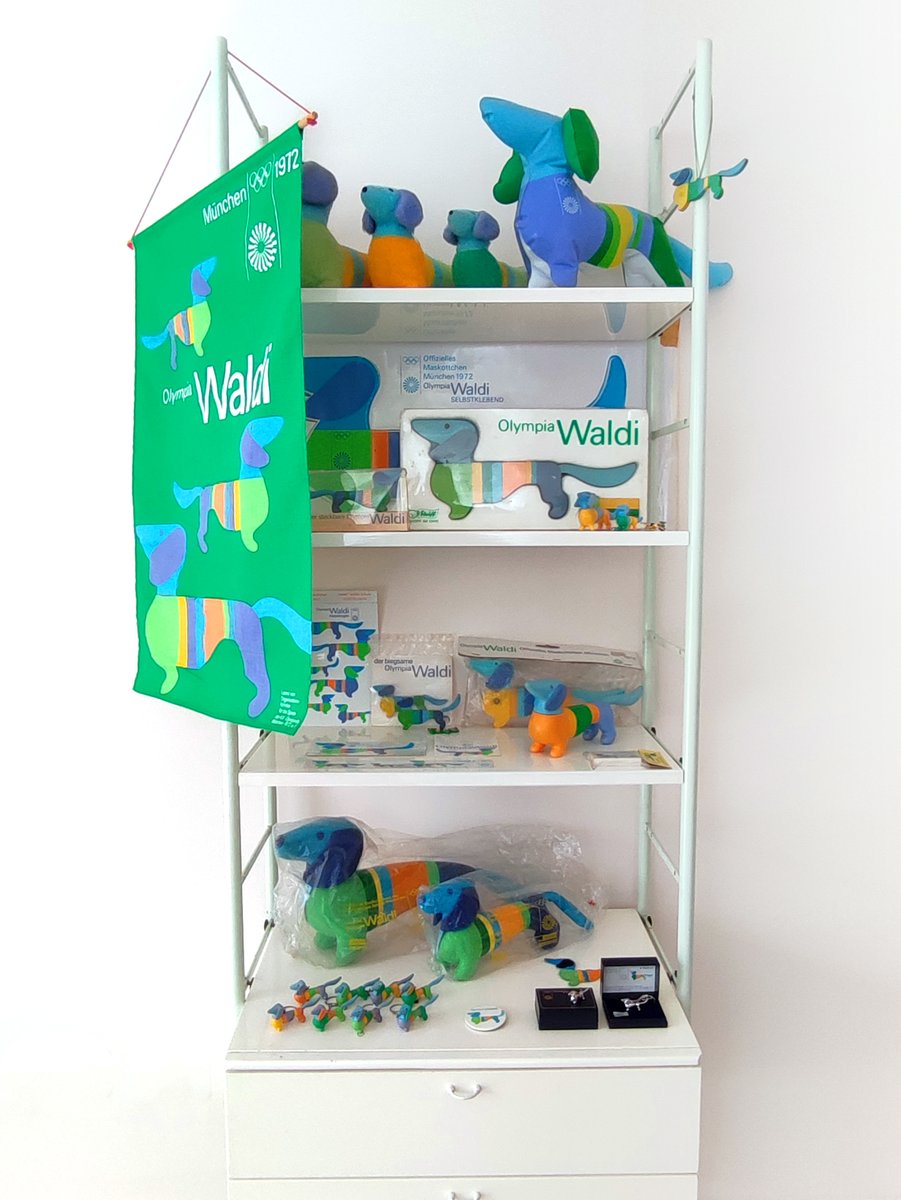 [ M72C ]

Collected.
Current collection of Waldi mascots. Includes inflatables, money boxes, keyrings, jewellery, stuffed + sticker versions (+ poster version of the banner).
–
Elena Winschermann with Steiff, Schuco, Schleich
– 
#OtlAicher #Munich1972 #Waldi #OlympicGames