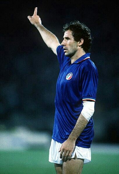 @Azzurri_En If I had to choose one Franco Baresi