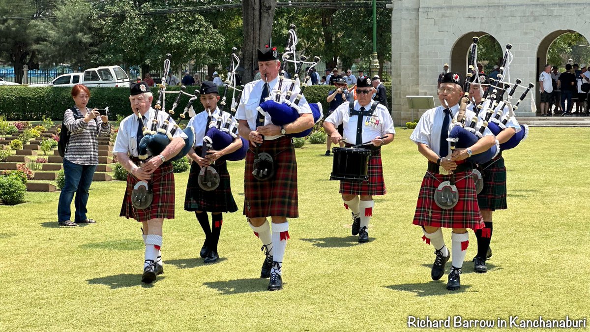 About 300 people braved the midday sweltering heat to attend the #AnzacDay service at Don Rak War Cemetery in Kanchanaburi, #Thailand to honor the fallen soldiers. Though they may be gone, they will never be forgotten. #LestWeForget #WeWillRememberThem