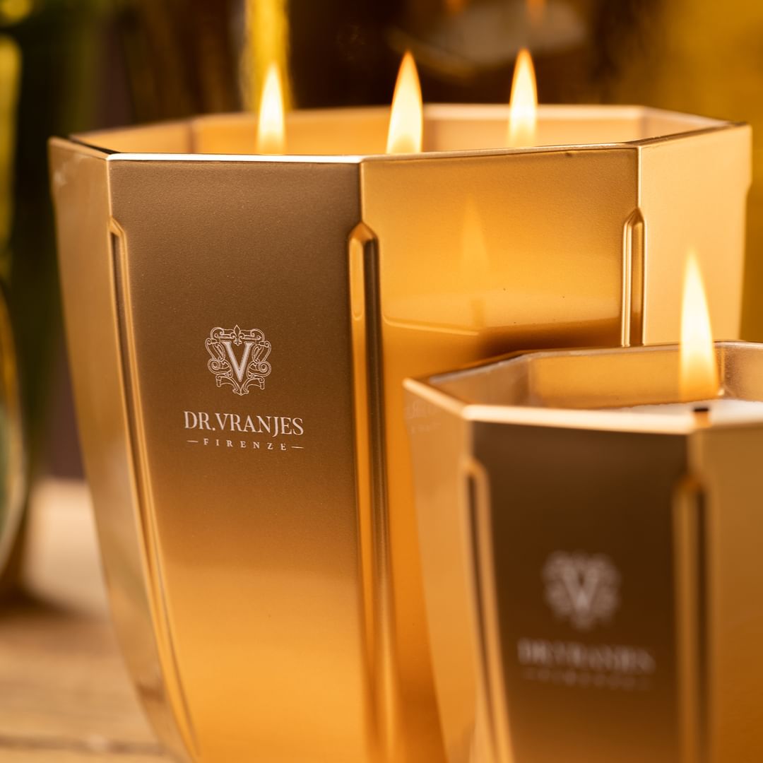 Experience the essence of opulence with every flicker of a Dr Vranjes candle from House D’Luxe 🕯️✨️

Give your space that five-star hotel feeling with their luxurious home fragrances.

Visit House D’Luxe #OnTheSquare

#HouseDLuxe #DrVranjes #HomeFragrance #Candle #Fragrance