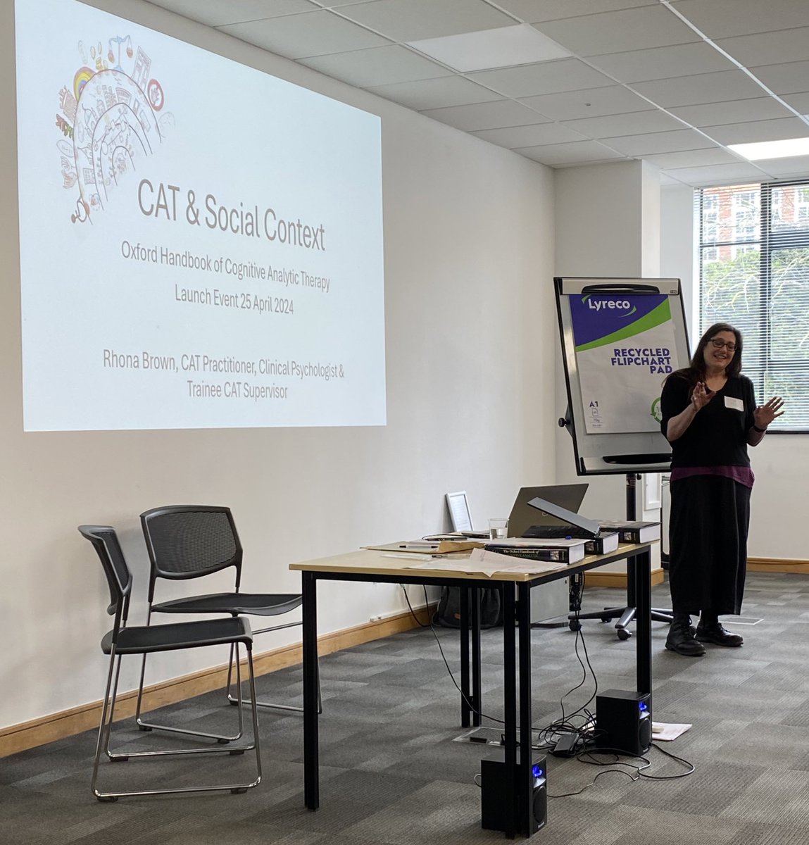 Rhona Brown presenting her chapter of  #oxfordhandbookofcat
#cognitiveanalytictherapy