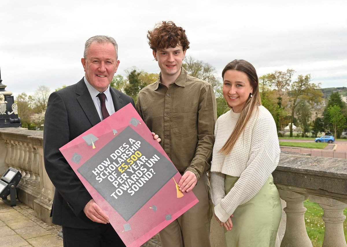 .@Economy_NI Minister @conormurphysf has announced the All Ireland Scholarships Scheme for students in Northern Ireland is now open for applications. The value of each scholarship is £5,500 per annum for the duration of their undergraduate programme. For more details and to…