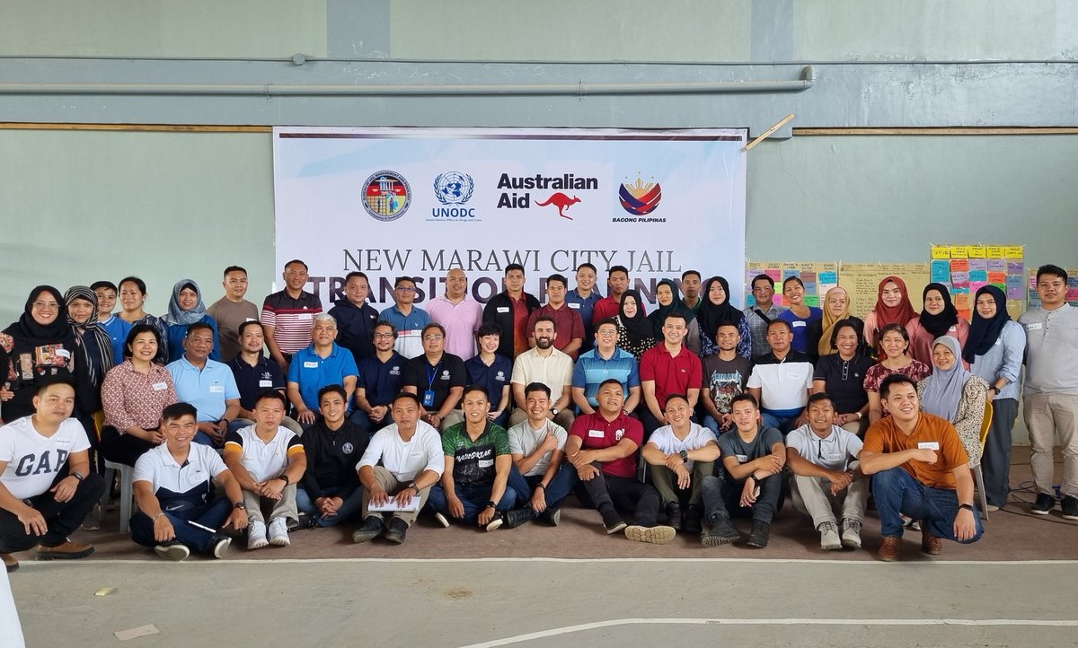 #HumanRights are so central to a transformative correctional service. And I'm glad the idea was so welcomed by all staff @ the #MarawiCityJail. It's a  rare opportunity to work with a prison from scratch and we at @UNODC_SEAP don't take that opportunity lightly. Salamat :)