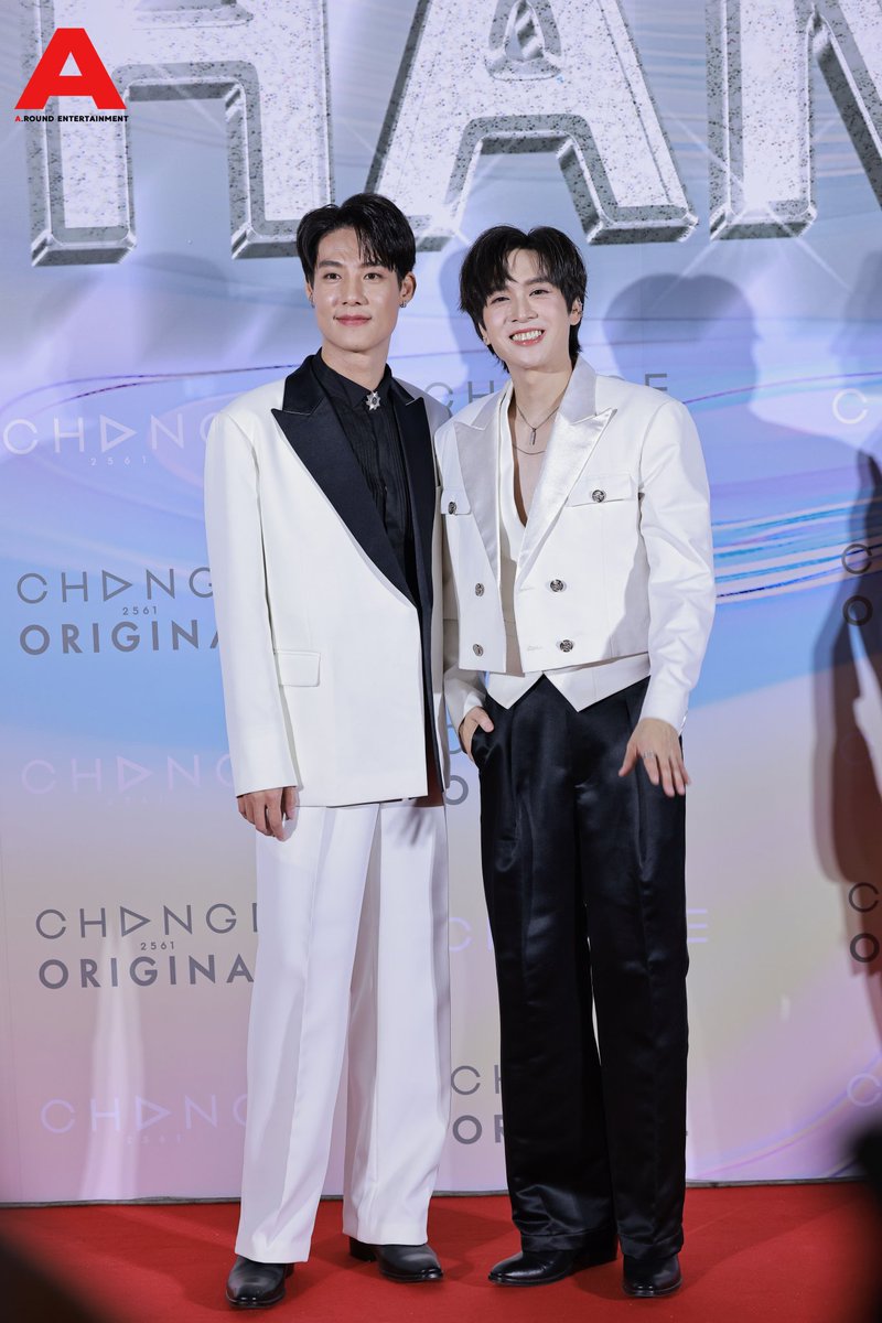 around_ent's tweet photo. “สายลับ-ภณ” ร่วมเดิน Red Carpet ในงาน CHANGE2561 ORIGINAL “CHANGING” PROJECTS LINEUP 2024

CHANGE2561 CHANGING
#CHANGE2561ORIGINAL
#SailubPon #สายลับภณ
#PonThanapon #SpySailub https://t.co/NTJUUsSwJb