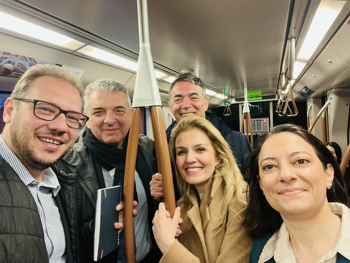 We caught the train to the EU 🇪🇺 @ZoranNechev @Dimitrov_Nikola @OanaPope @see_eliamep Advocacy group in action in Brussels @erstefoundation @IWM_Vienna @BorisMarte @jadviga