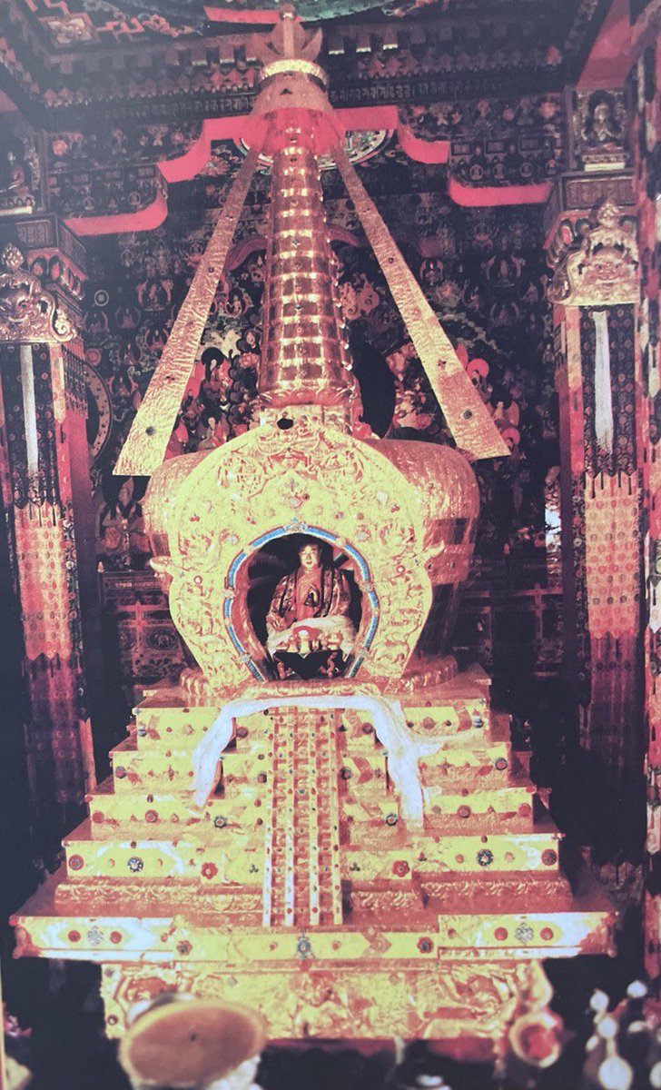 HistoryTibetan's tweet image. Golden Stupa-tomb of His Holiness the 10th #PanchenLama.

#FreeThePanchenLama #JusticeForPanchenLama #TibetanRights #HumanRights