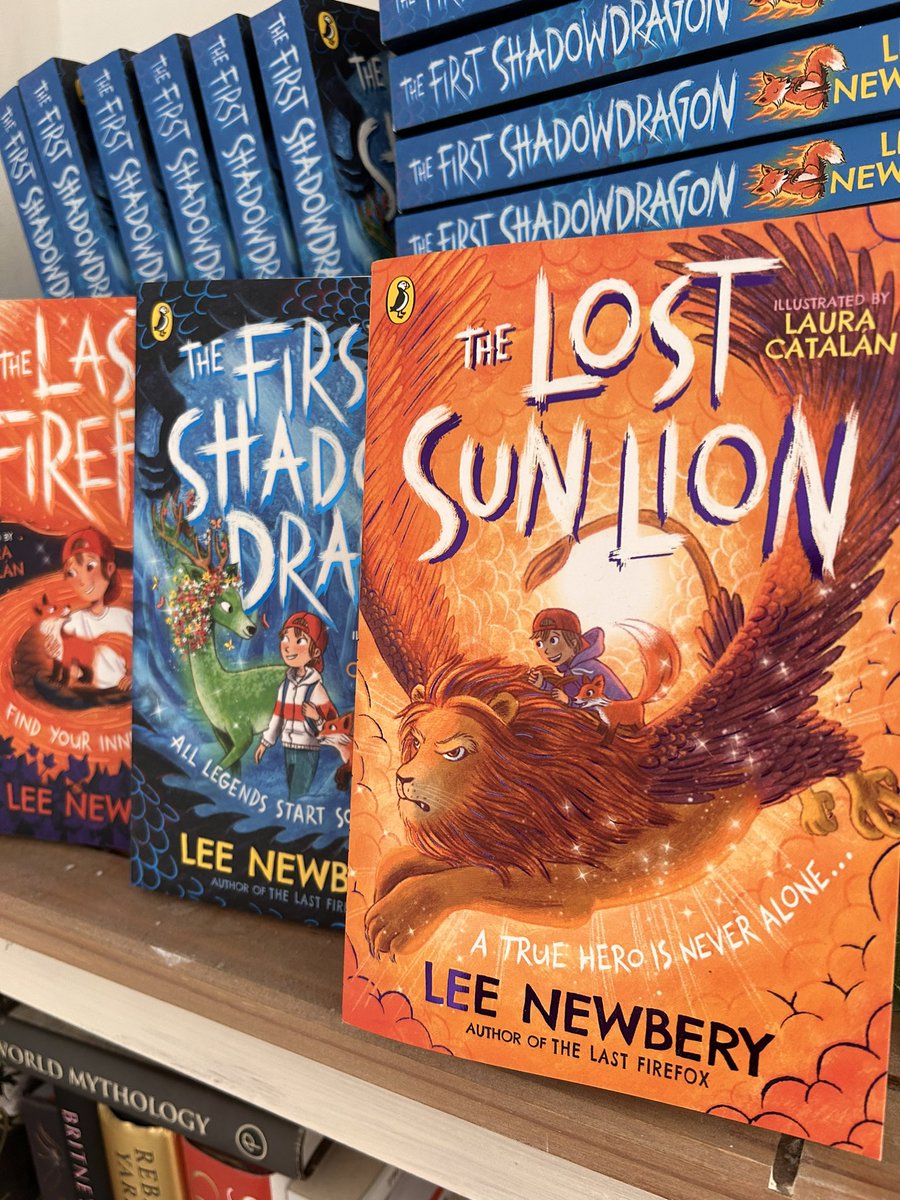 Here they are together! My Firefox books, with the third and final instalment, THE LOST SUNLION, out on May 16th with @PuffinBooks! I can’t believe I’ve written a series 😭❤️🌞🦁🔥🦊