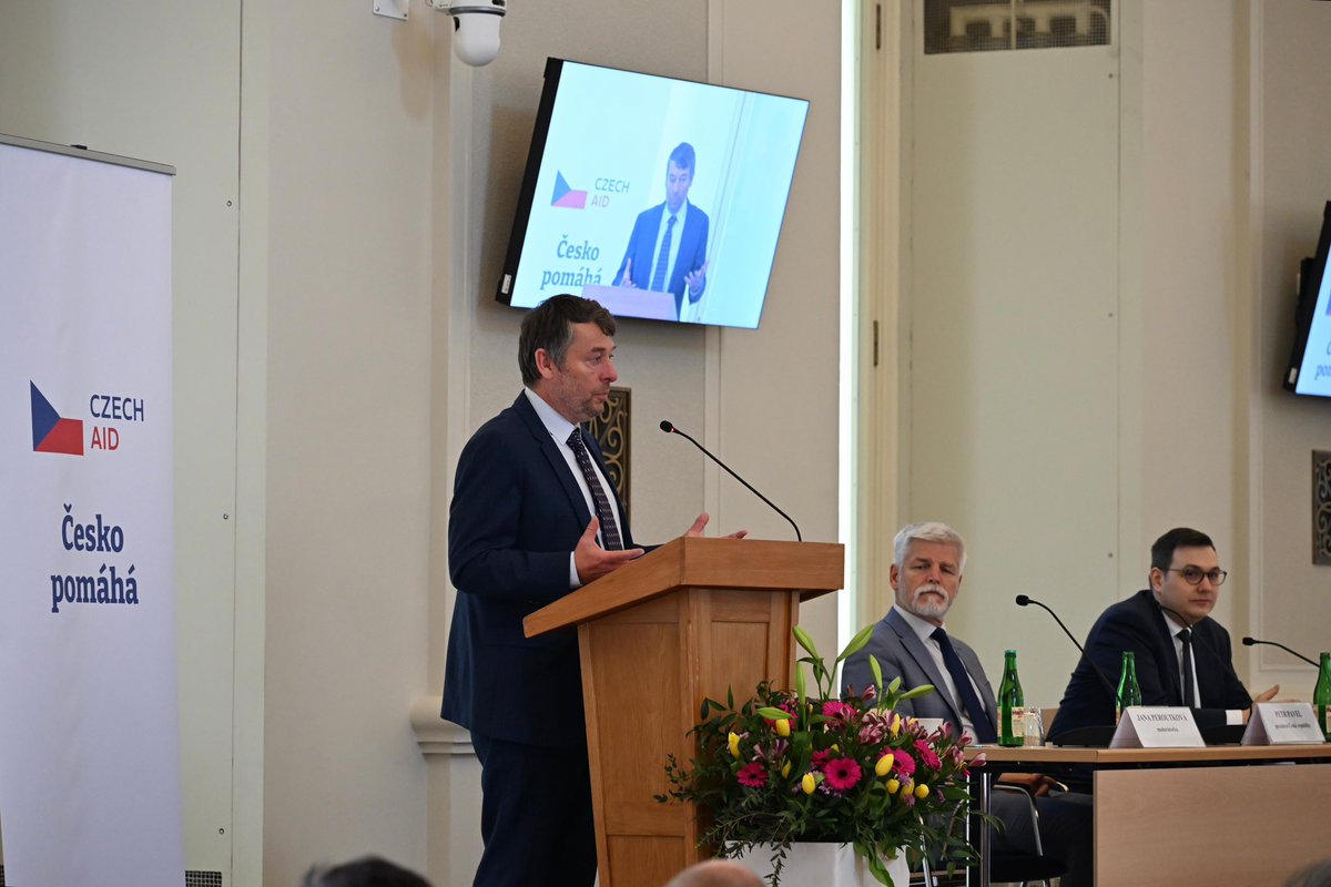 National Development Day at @CzechMFA! The morning session, attended by the professional community, was opened by @prezidentpavel. 🇨🇿🫶🌍 Representatives from the public, non-profit, private and academic sectors will discuss the benefits and oportunities of Czech foreign aid.