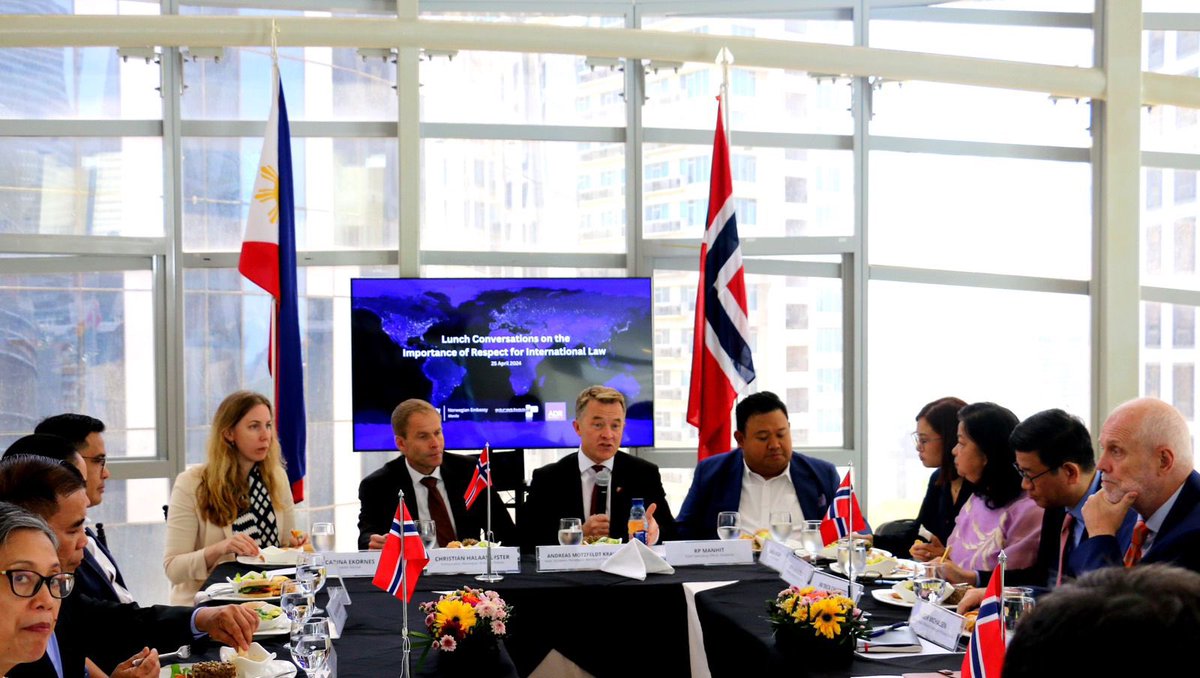 Extremely constructive and interesting roundtable in Manila on the importance of respect for international law. 🇳🇴& 🇵🇭 face common challenges related to climate change, geopolitics and maritime security. We stand united in our commitment to international law and multilateralism!
