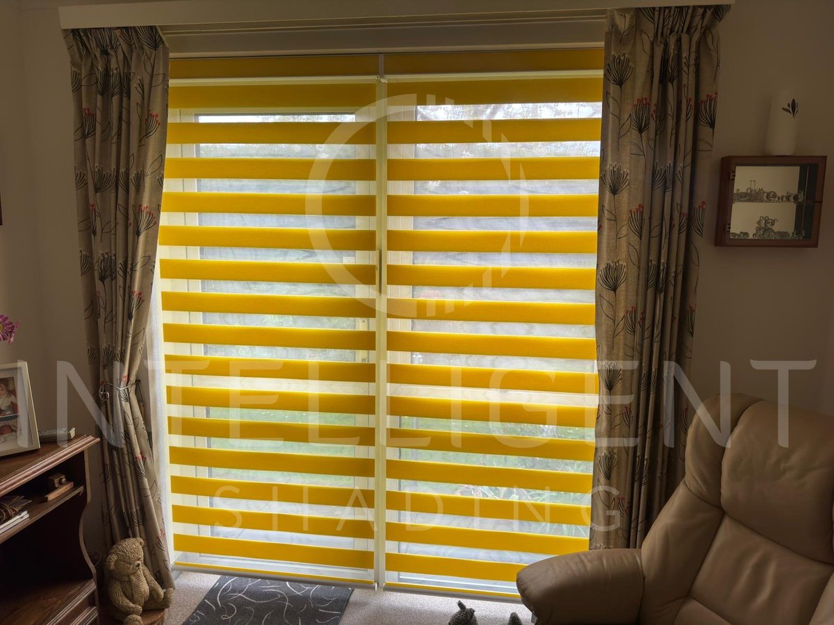 smart_blinds4U's tweet image. Ready to add a splash of colour to your home? 🌈🎨

Here are some of our recent Day &amp;amp; Night blind installs. These blinds provide perfect privacy and more light control than traditional Roller blinds.

#IntelligentShading #blinds #curtains #windowblinds #motorisedblinds