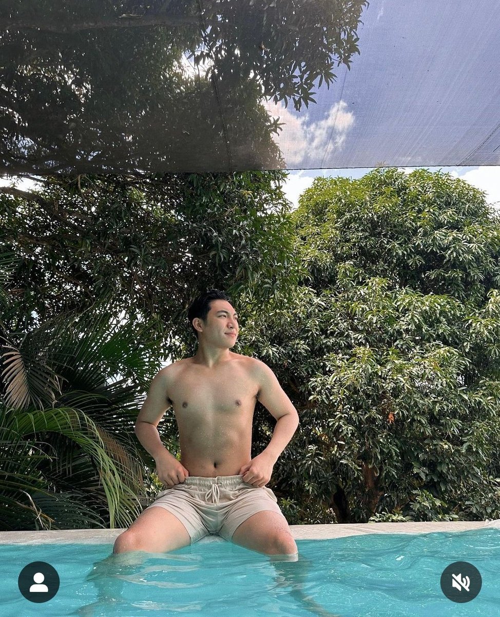 atemm15's tweet photo. Darren, 45°C ang Heat Index sa Pinas ngayon... dinagdagan mo pa!!! 🤪gusto mo kami malitson at matusta dito ha? charrrr! hahahahaha! 🤣 labyuuuu D! 💚💚💚🥵🥵🥵
#DARREN @Espanto2001 #D10 https://t.co/uYbYKroQH6
