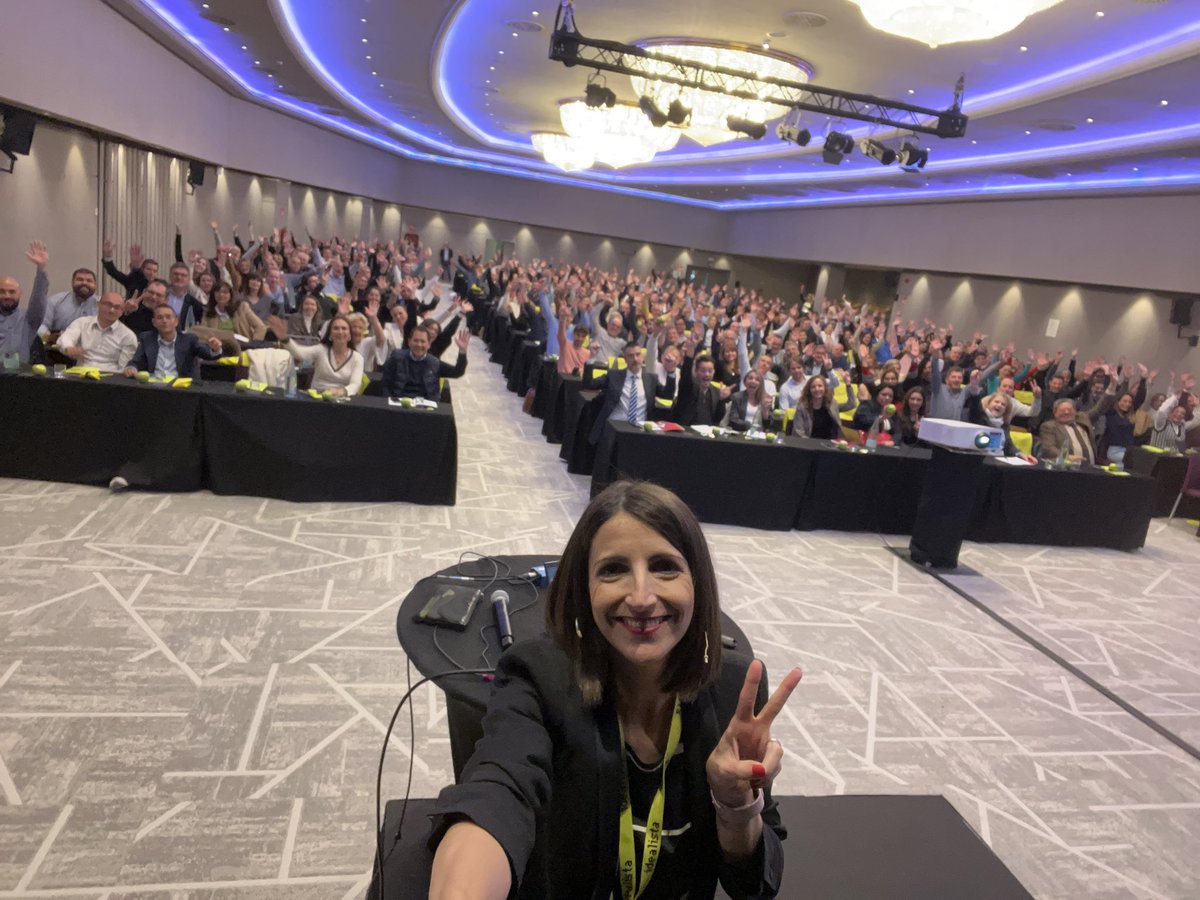 #workshopidealista Barcelona 25-4-24 muchísimas gracias una vez más a tantos y tantas profesionales con ganas de aprender y aplicar la IA en su día a día. Gracias!! 🍏🍏 <a href="/idealista/">idealista</a>