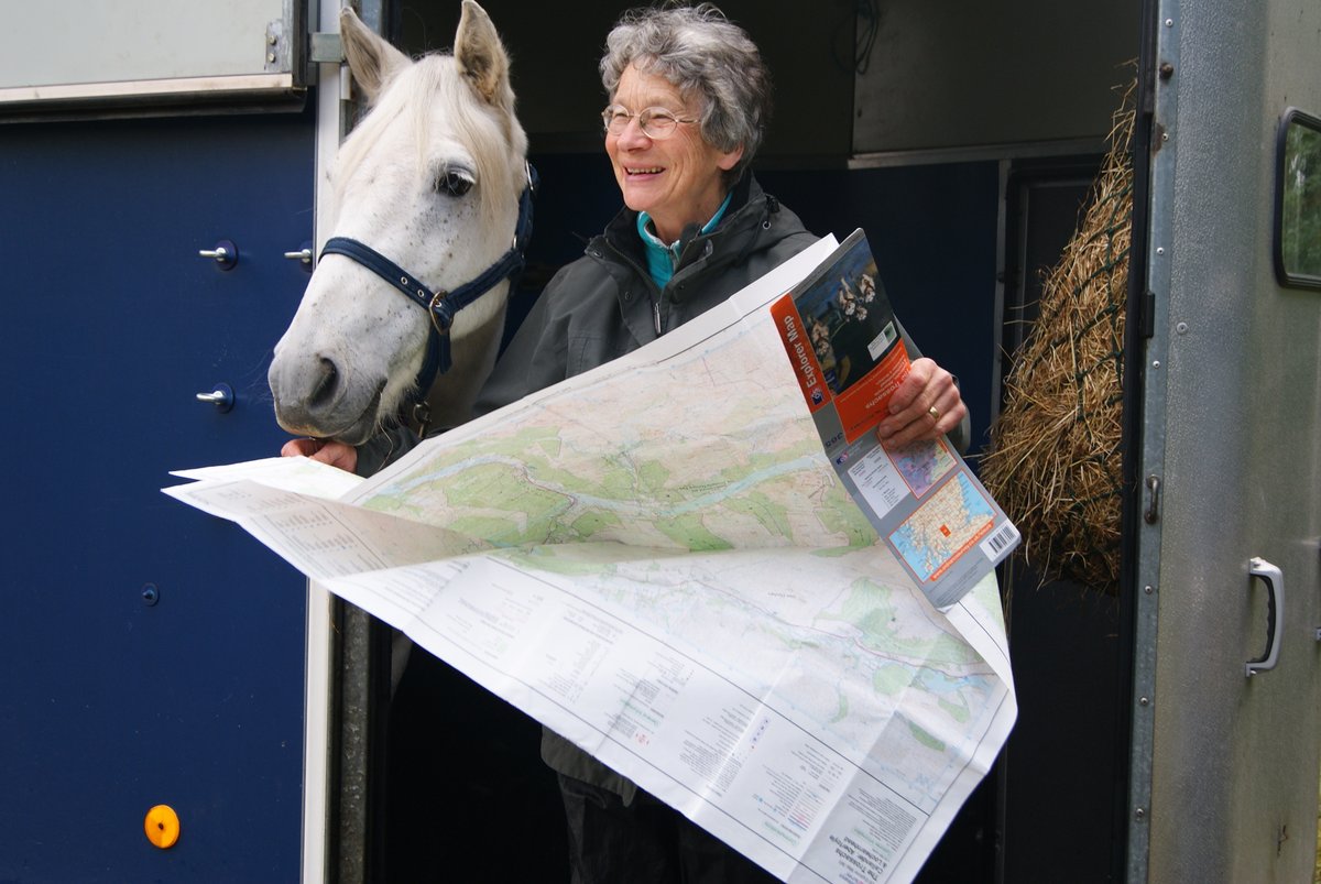 In the hope that some decent weather is on it's way, what better time to get out and about on a #nativepony

Even better if the native in question is an #eriskaypony and has an opinion on where to go.

#nativebreeds @RbstScotland @RBSTrarebreeds