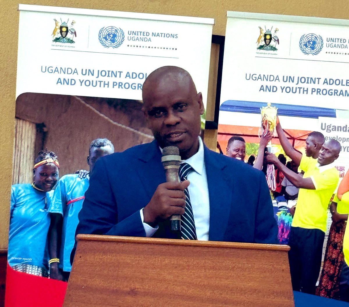 🚀 @BalaamAteenyiDr, Minister of State for Youth and Children Affairs @Mglsd_UG, has committed to supporting the #UNJAYPUganda programme and anticipates a swift rollout. “Let's make it happen!”💪✨. He said this during the National Orientation for the A&Y Programme in Entebbe.