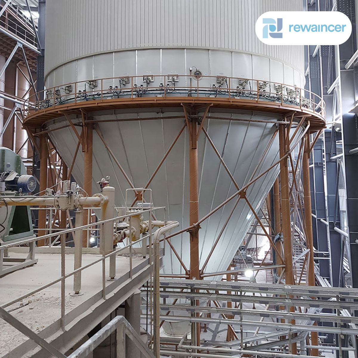 The water regenerated in LIFE REWAINCER ♻️ will be used in the atomization process, a process in the ceramics industry 🏭 for which large quantities of water are consumed.

 #LIFERewaincer #LIFEProgramme #LIFEProject #circulareconomy #savewater #ceramicindustry