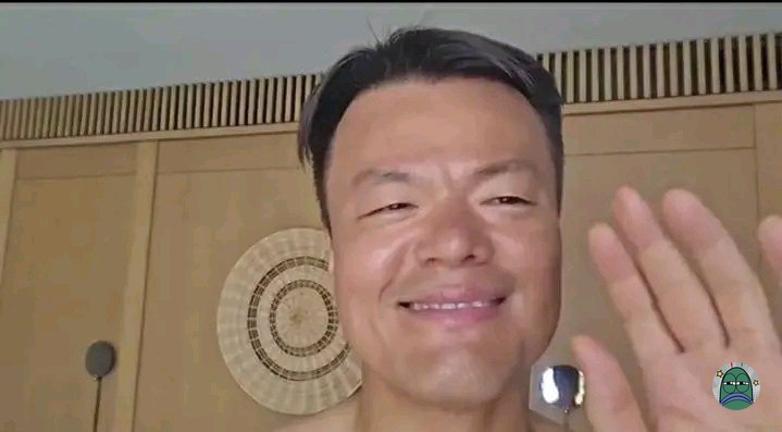 tanyarlfes's tweet image. Cw // kpop
💚 Huru hara agensi kpop 

YG: 2019 
SM: 2023 
Hybe: 2024 

JYP: