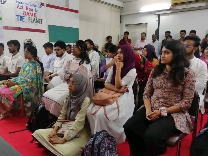 Three Representatives of SHBO Dhaka joined the Youth Climate Café  at Global Platform Bangladesh Yesterday. The theme of this cafe was 'Fix The Finance'. 

#FixTheFinance 
#GlobalPlatformBangladesh 
#ClimateAction
#YouthClimateCafe
#SHBOdhaka | #SHBO