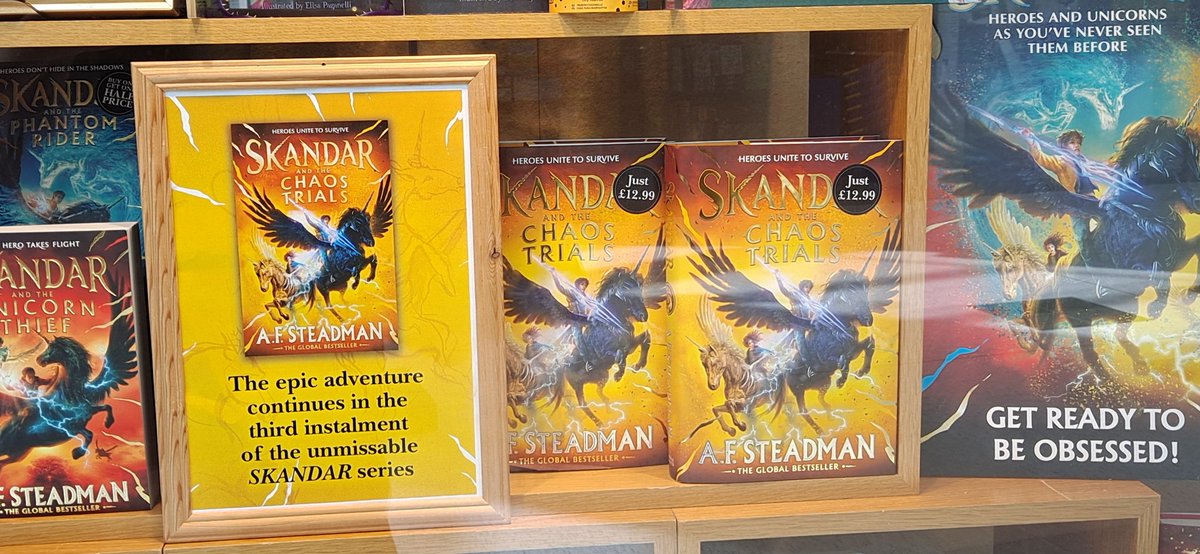 Prepare to be thrilled once again, as the latest instalment of Skandar by the fabulous @annabelwriter @simonschusterUK 'Skandar and the Chaos Trails' is out and available to buy now.