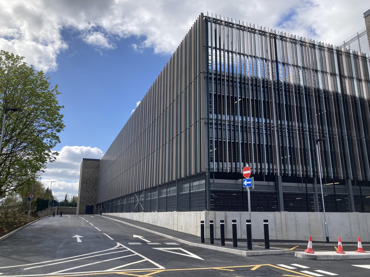 A new multi-storey car park at Royal Stoke Hospital has been officially opened. The facility, for staff, has been built on the former Grindley Hill Court site. The 5 storey car park will have just over 1,600 spaces and cost £32m. Staff will be able to use it from May 7th.