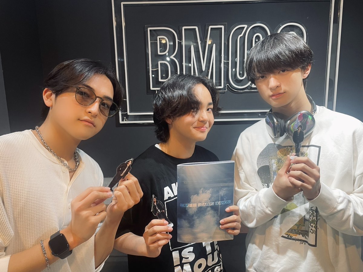 BMSG RUI TAIKI KANON メモリアルフォトTシャツ BMSG TRAINEE 新グッズ 予約販売は4/29(月・祝) 23:59 まで！ ▽ご購入