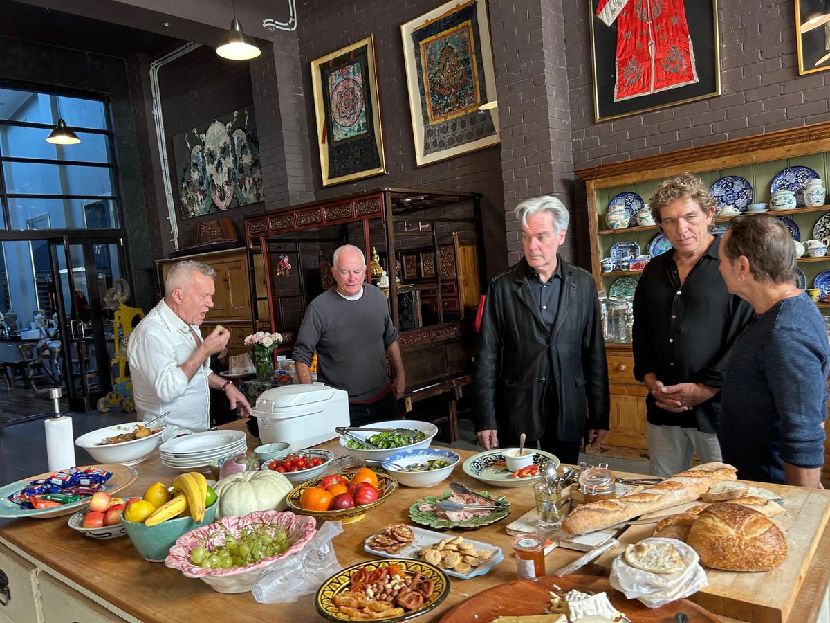 Great to have lunch with some old friends. It’s not often that we get to be in the same town and not working. When I say old friends, I mean brothers. These guys are like family to me.