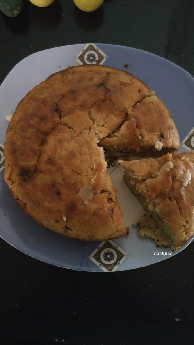 Bengaluruhudugi's tweet photo. #NoOven #NoMaida #NoEggs
Due to heat, bananas ripens fast and are turning black. Kids refuse to eat those. Can't afford to throw out any food, ryt!
Tried this fab &simple BANANA WHEAT CAKE recipe. Simple steps, explained in pic 2 ! Smells Heavenly
#Rachpix https://t.co/AItDotyhtg