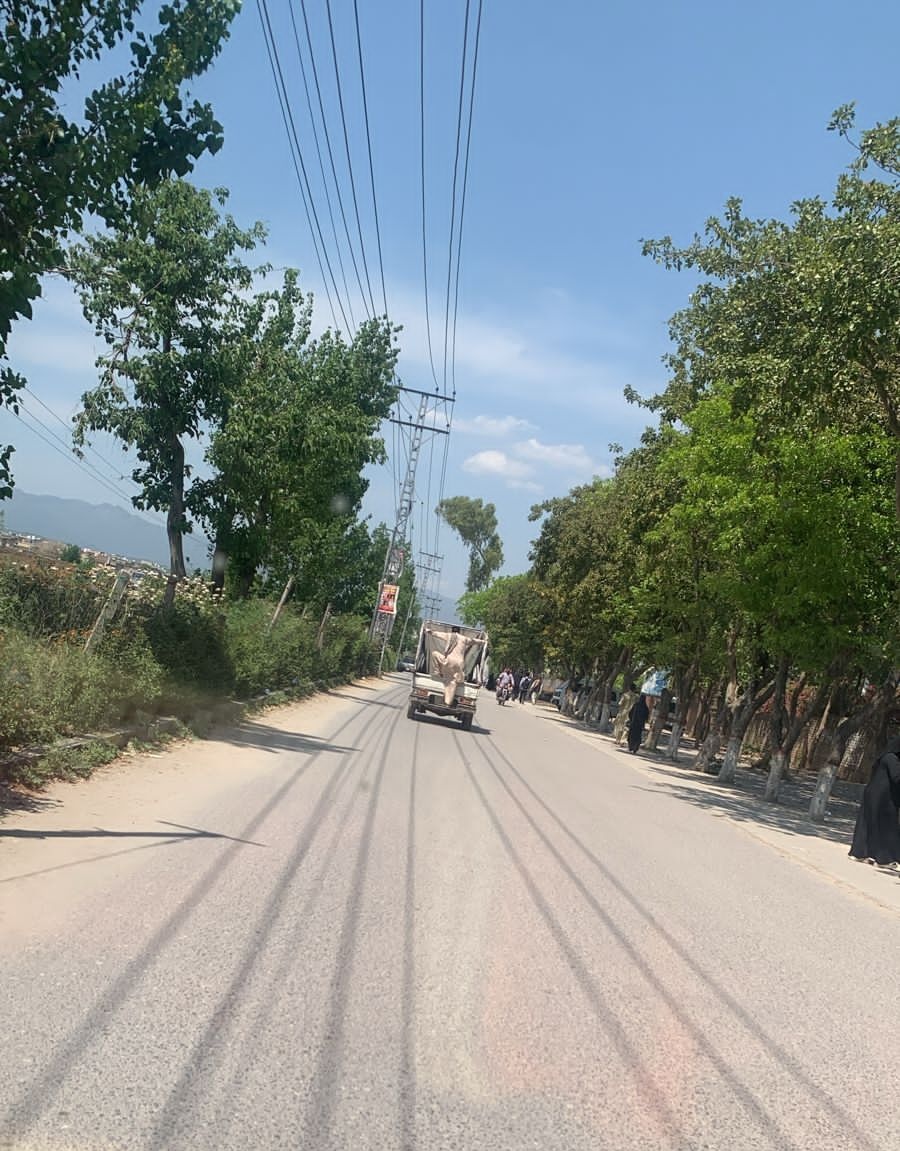 Asslam o aliakum
Good afternoon
Uffff garmi🥵🥵