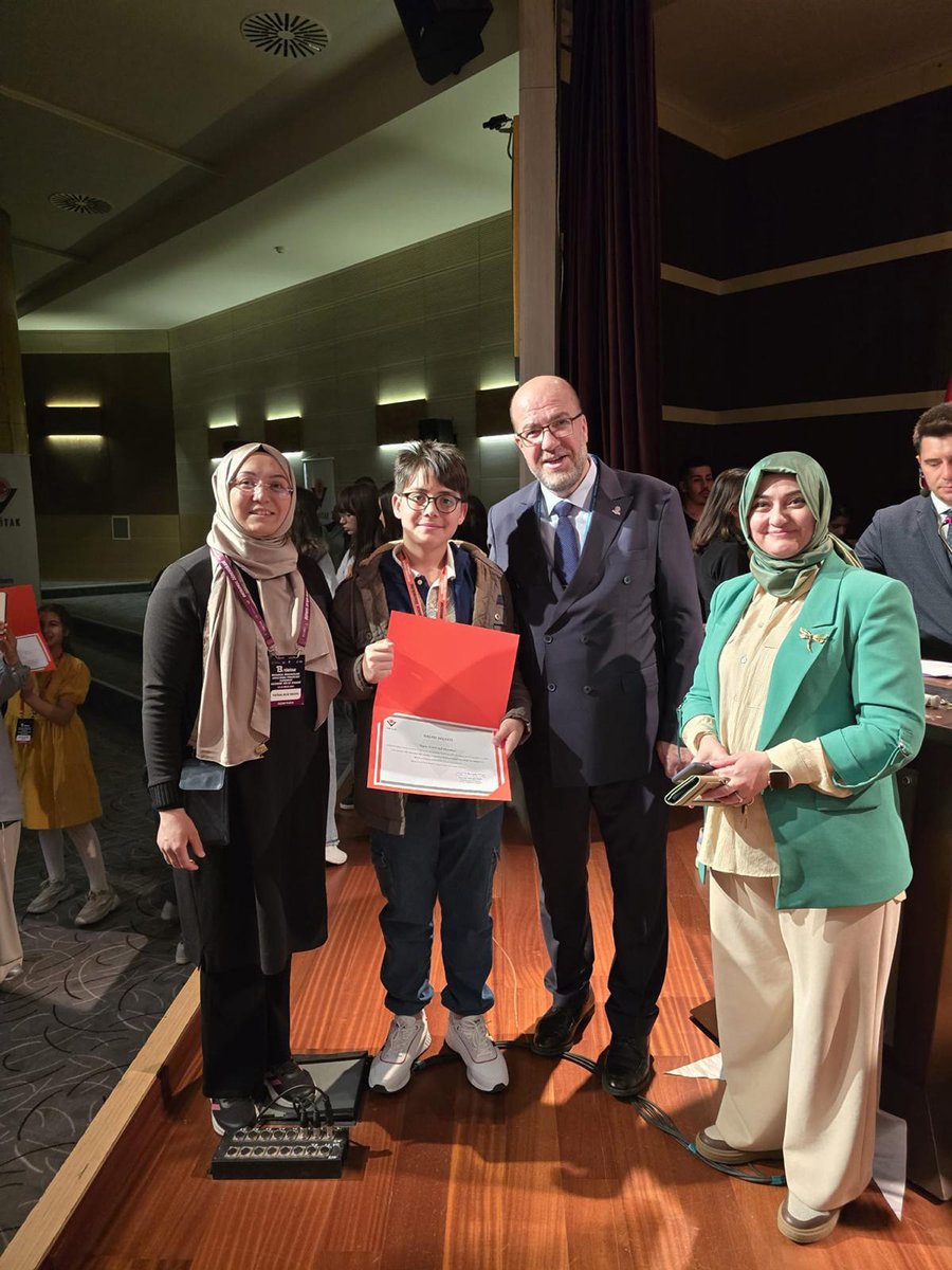 igdirmem76's tweet photo. TÜBİTAK 2204-B Ortaokullar Arası Araştırma Projeleri Yarışması Finalinde İlimiz Şehit Öğretmen Şevki Akgün Ortaokulu ve Azer-İshak Yaycılı BİLSEM öğrencilerimiz derece aldı.
@tcmeb @Yusuf__Tekin @valiercanturan @igdirvaliligi @canl_servet https://t.co/wx18XLgXTa