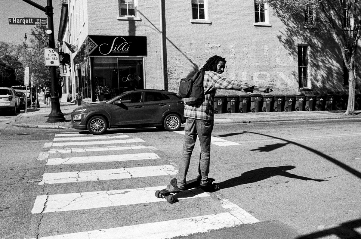 Rolling Down the Street
Camera: Nikon FM3a & 28mm
Film: #ilfordphoto HP5 400 & DDX
Location: Raleigh, North Carolina USA
#believeinfilm #photography #filmphotography
#ilfordHP5 #streetphotography